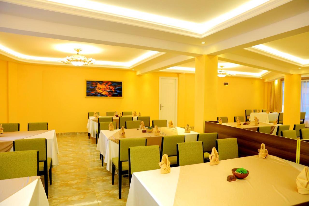 Meilin International Hotel 坎帕拉 外观 照片